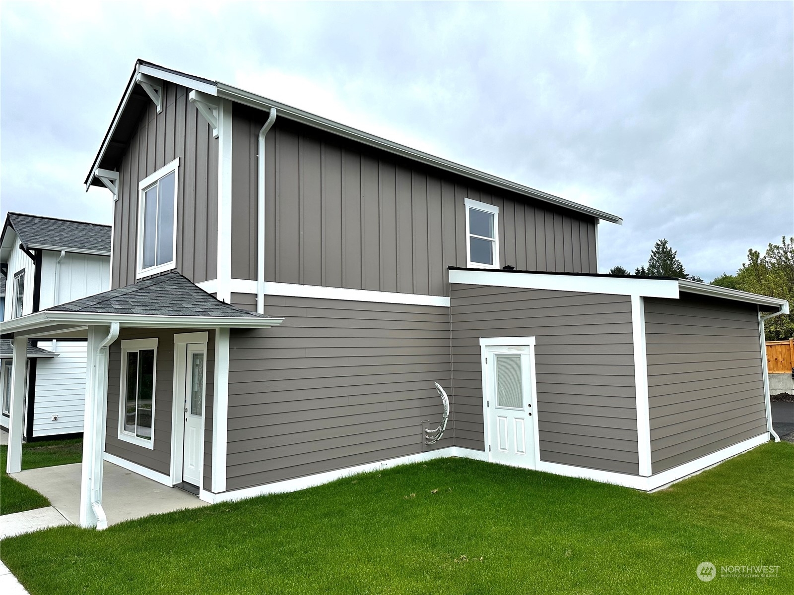 Property Photo: 3620 Commercial Avenue C WA 98221