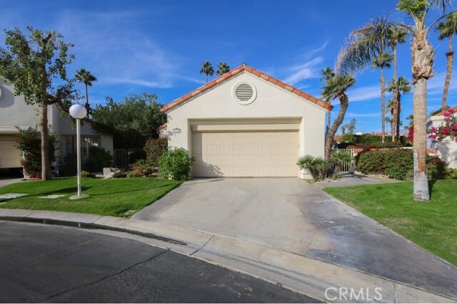 Property Photo:  43750 Via Palma  CA 92211 