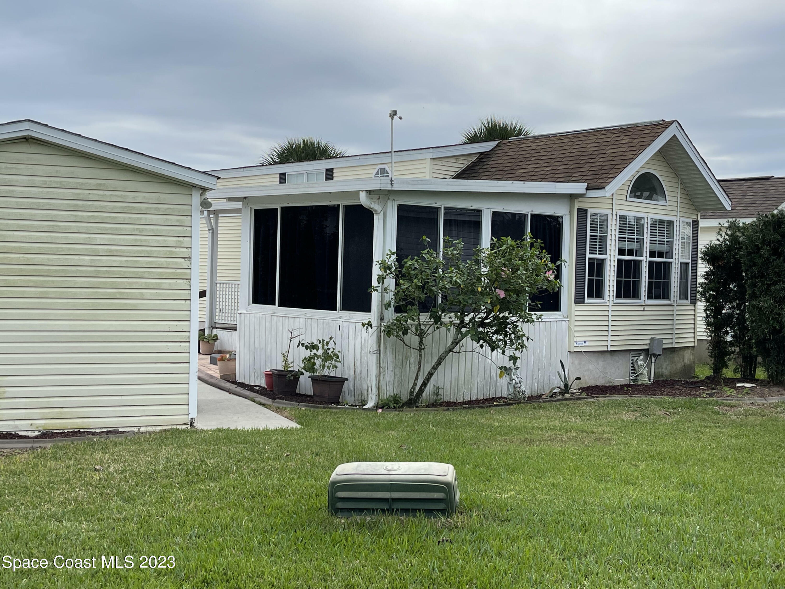 Property Photo:  2343 Shuttle Circle  FL 32796 