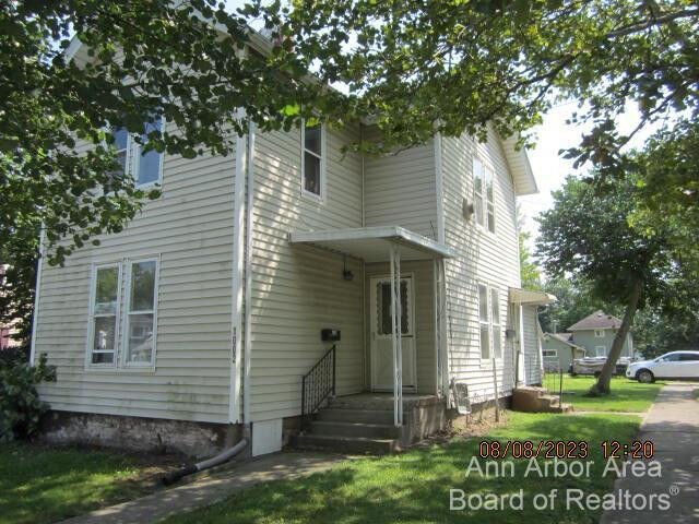 Property Photo:  1002 E Maumee  MI 49221 
