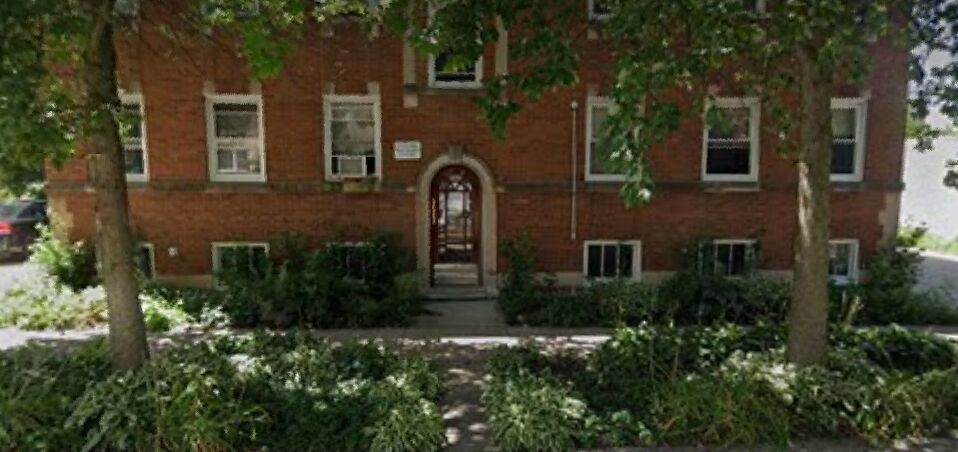 Property Photo: 6116 N Hamilton Avenue 2N IL 60659