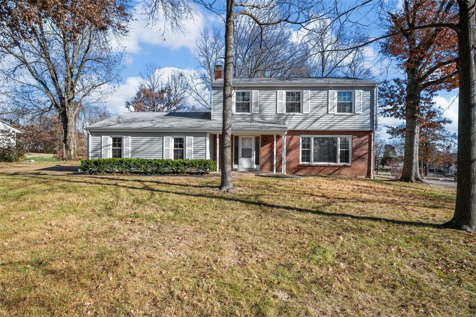 220 Creve Coeur Avenue  Manchester MO 63011 photo