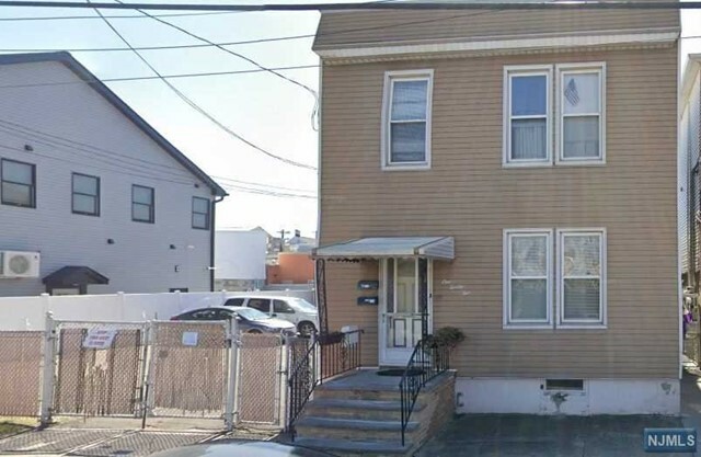 Property Photo:  125-129 Malvern Street  NJ 07105 