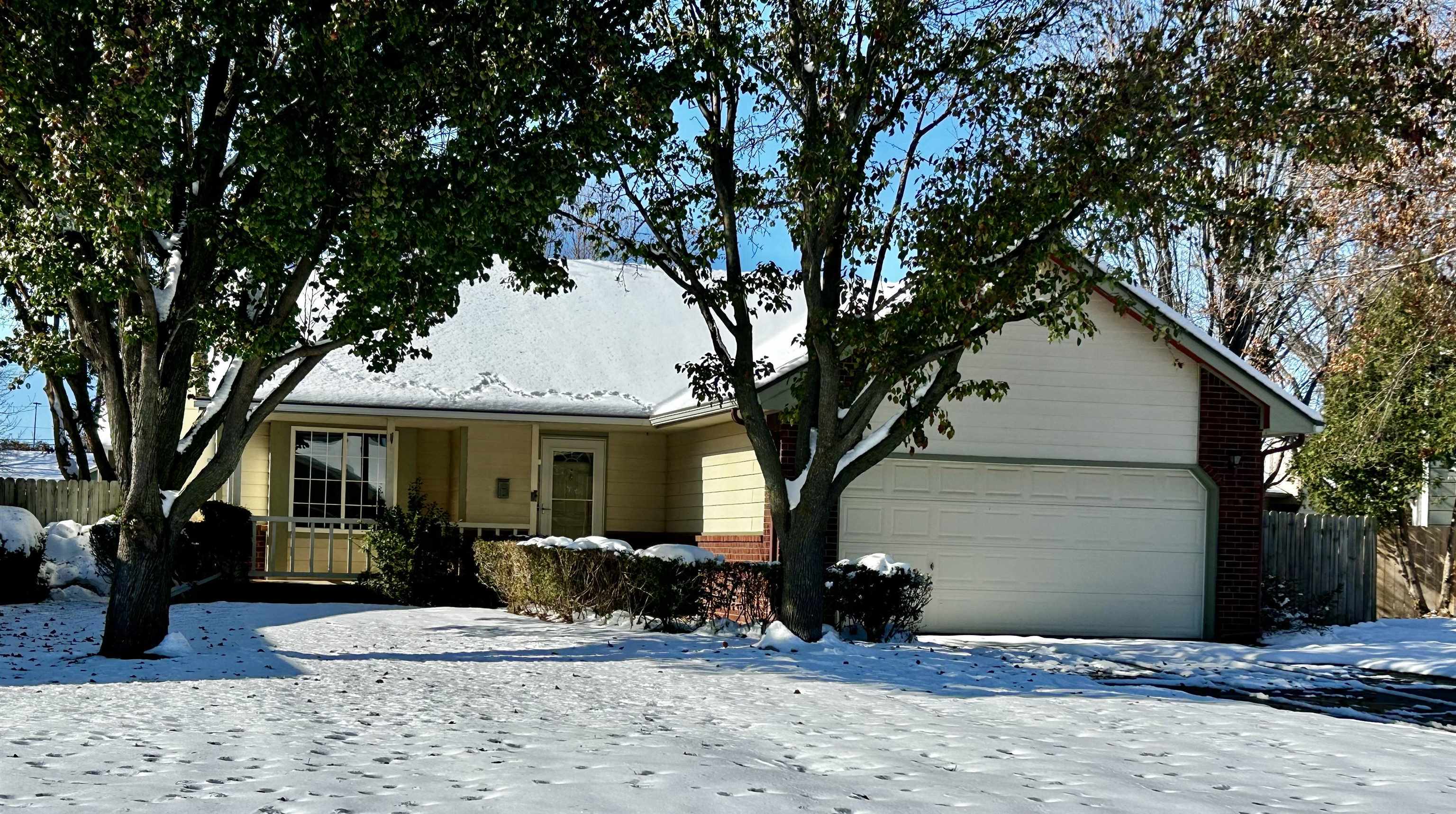 Property Photo:  10210 W Sterling Ct  KS 67205 