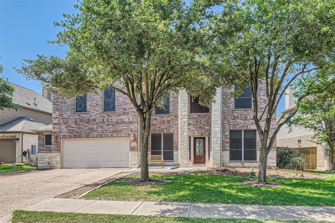 Property Photo:  705 Green Vista Court  TX 78665 