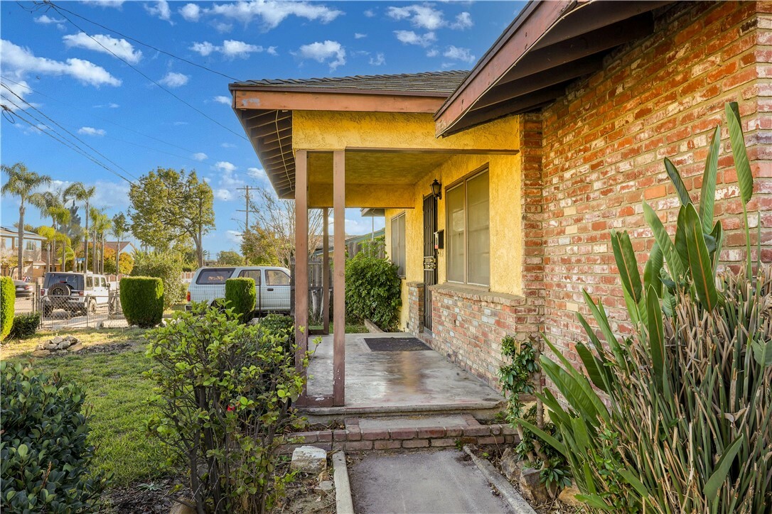 Property Photo:  12706 Yorba Avenue  CA 91710 