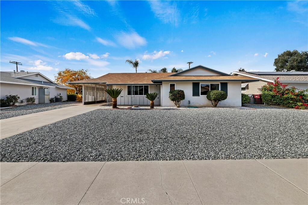 Property Photo:  28877 Thornhill Drive  CA 92586 