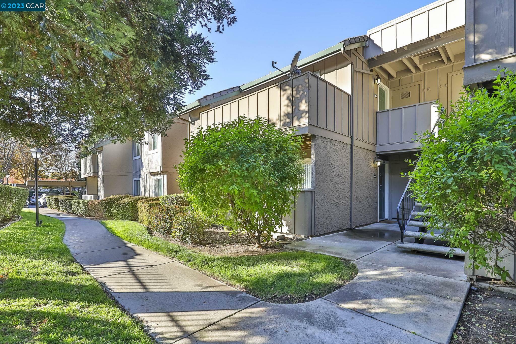 Property Photo: 2227 Lakeview Cir CA 94565