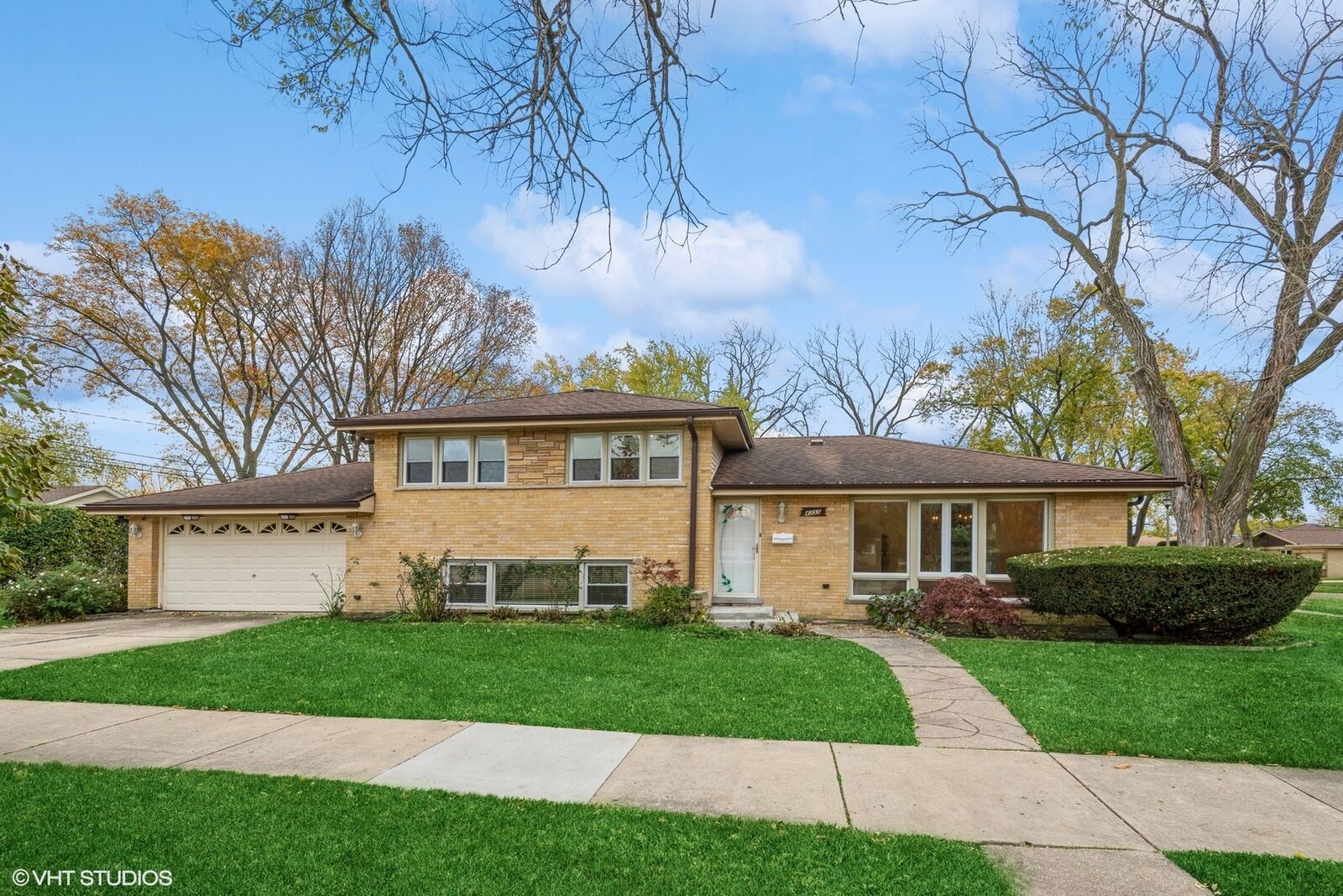 Property Photo:  4355 Lyons Street  IL 60076 