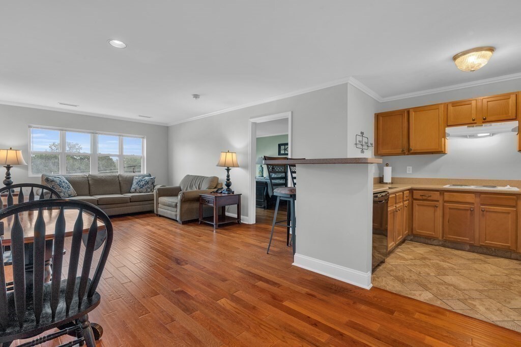 Property Photo: 140 Railroad Ave B407 MA 02062