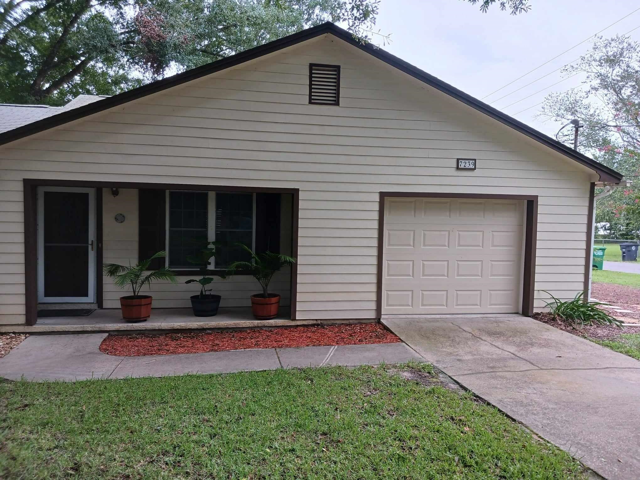 7239 Old Bainbridge Road  Tallahassee FL 32303 photo