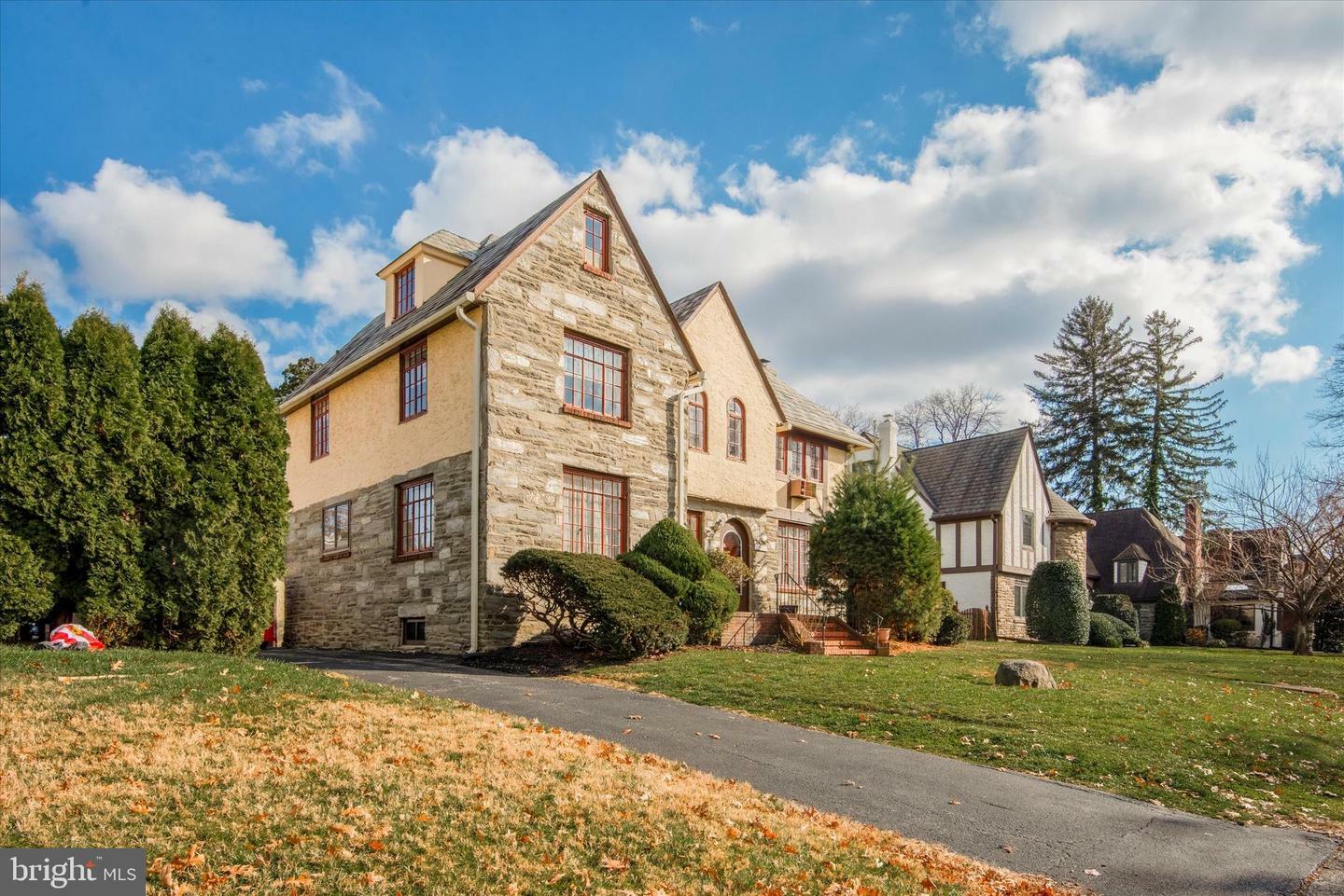 Property Photo: 1017 Childs Avenue PA 19026