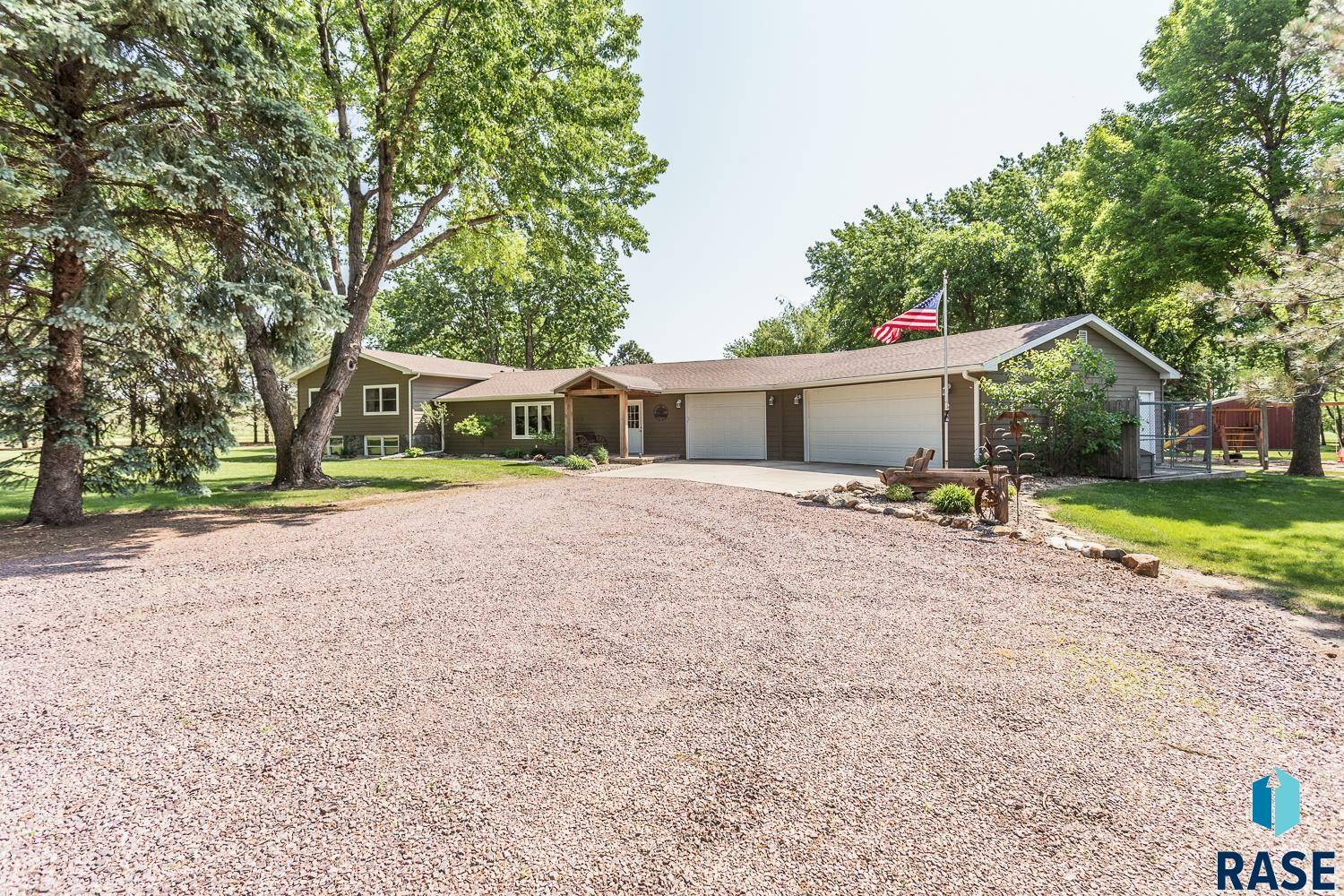 Property Photo: 26704 481st St SD 57005