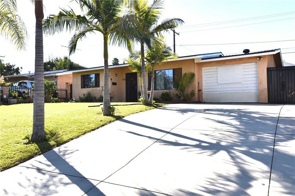 Property Photo:  10831 Telechron Avenue  CA 90605 