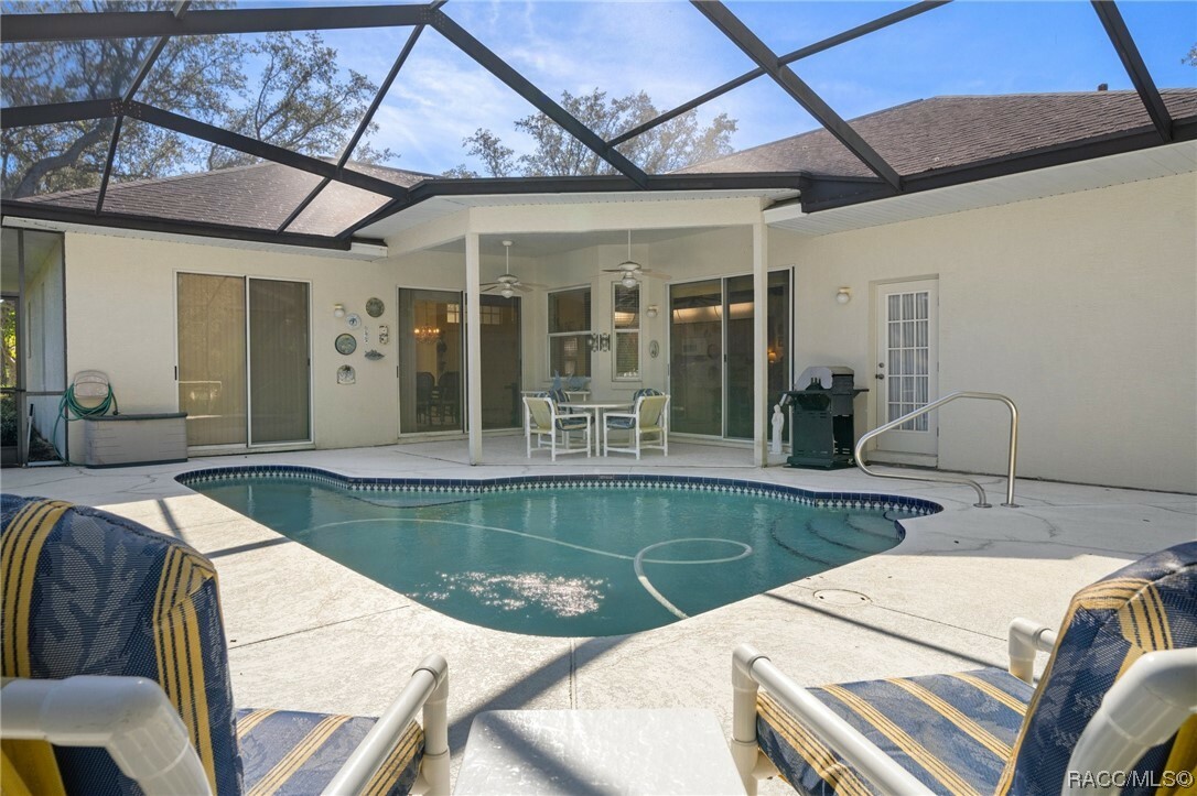 Property Photo:  5742 W Hunters Ridge Circle  FL 34461 