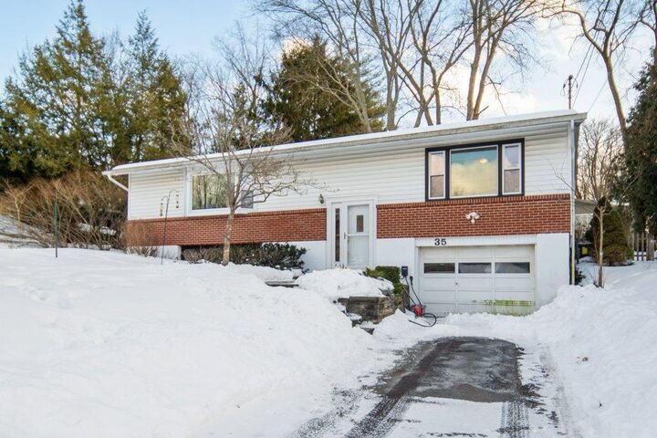 35 Woodcrest Avenue  Ithaca NY 14850 photo