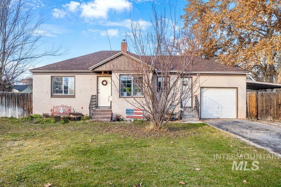 Property Photo: 222 W Ash St ID 83605