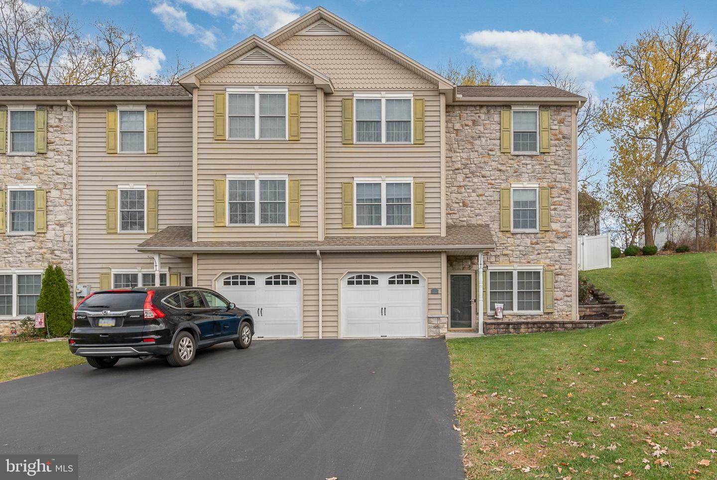 Property Photo: 6 Luke Lane PA 17013