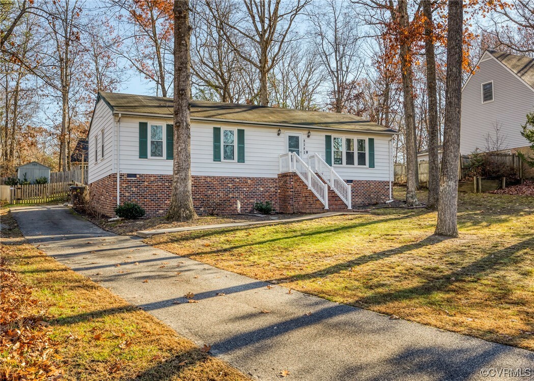 Property Photo:  8282 Fieldshire Drive  VA 23111 