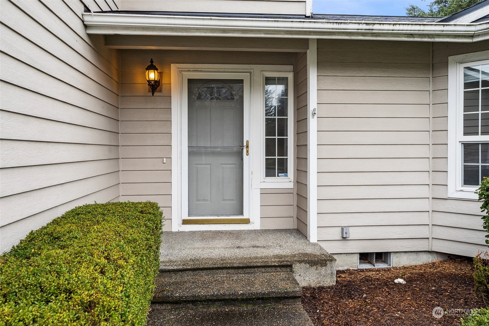 Property Photo:  1827 21st Avenue SE  WA 98372 