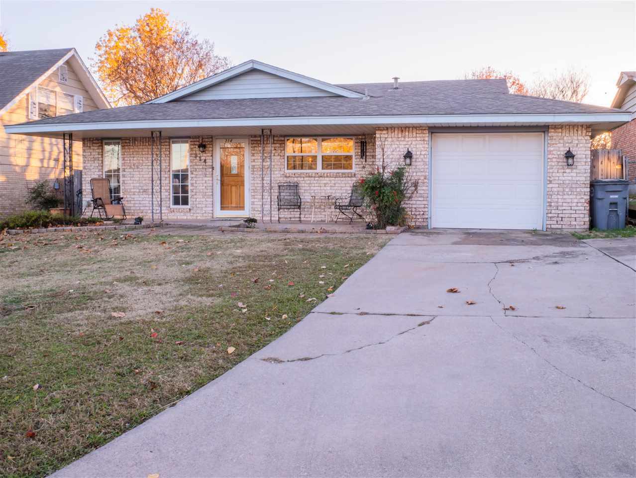 Property Photo:  314 NW 65th St  OK 73505-5611 