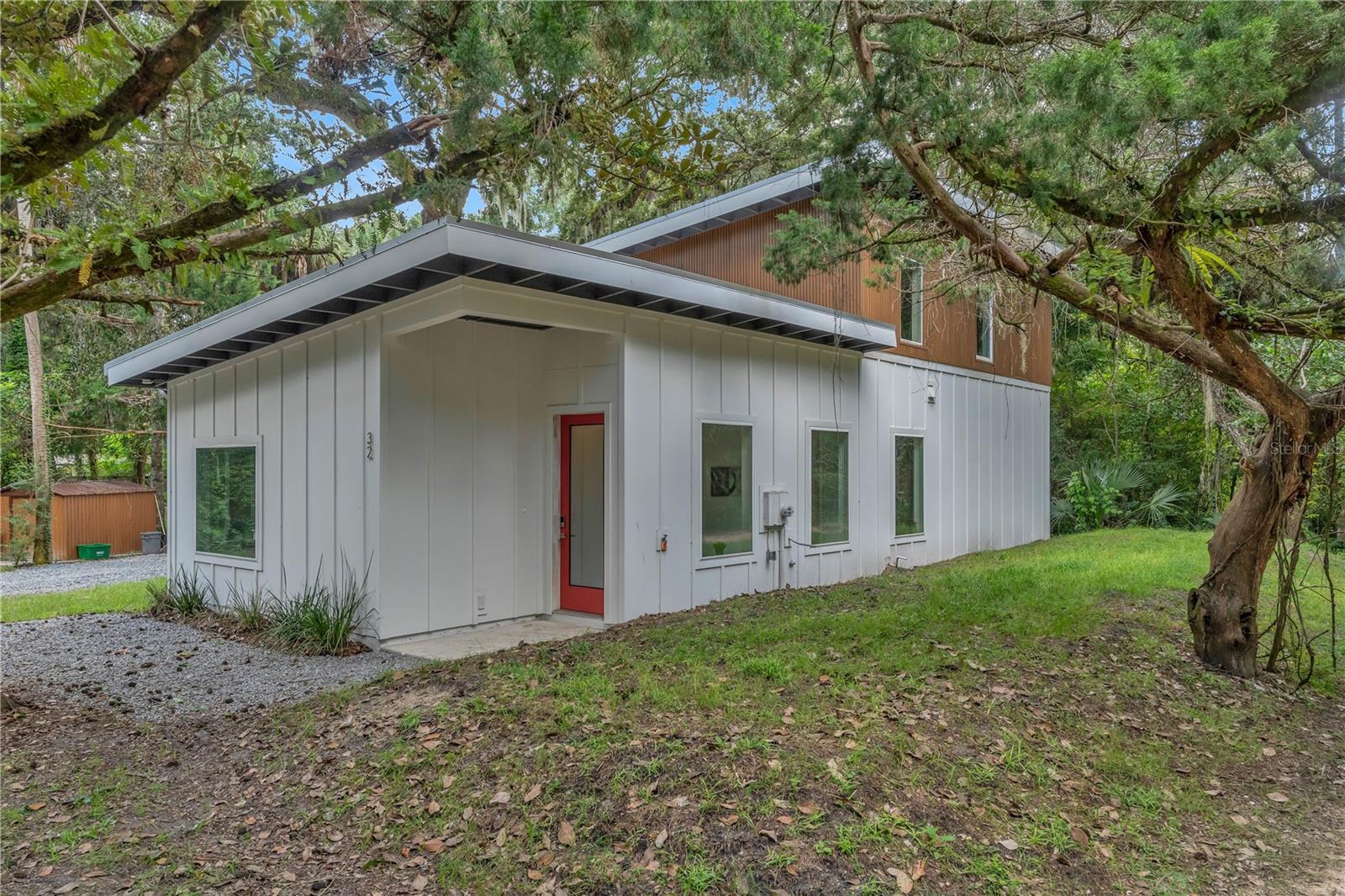Property Photo: 32 Sanchez Avenue FL 32137