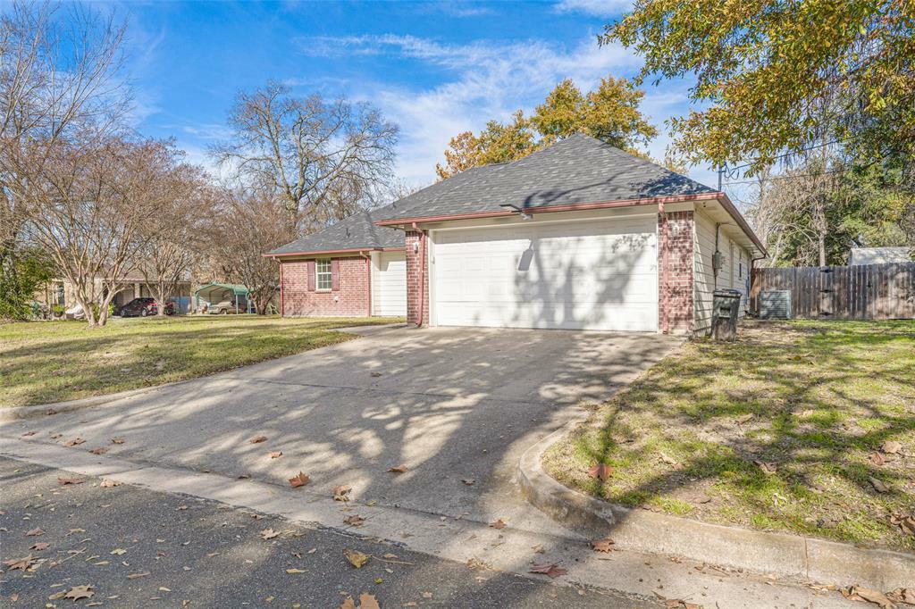 Property Photo:  325 Fuller Street  TX 75482 