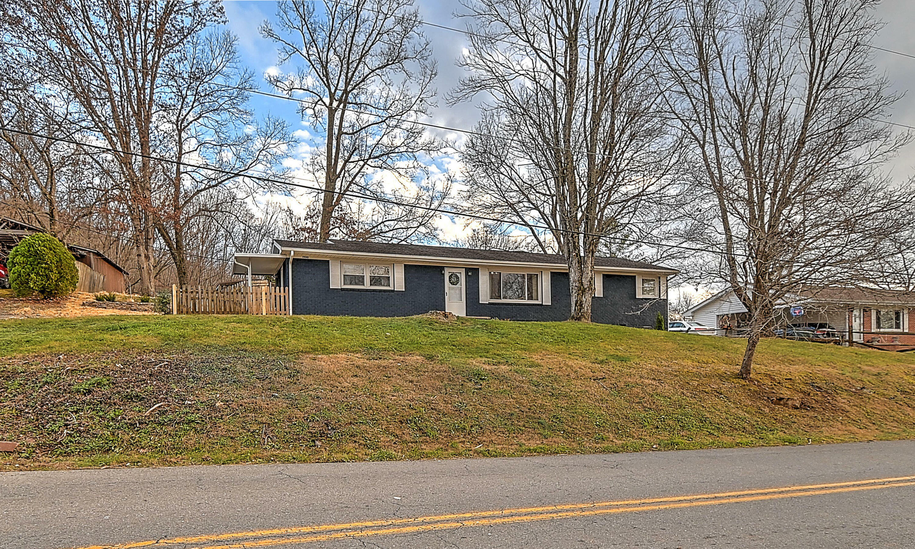 Property Photo:  1900 Southside Road  TN 37643 