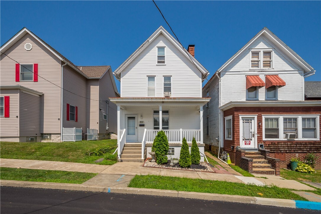 Property Photo:  703 Green Street  PA 15601 