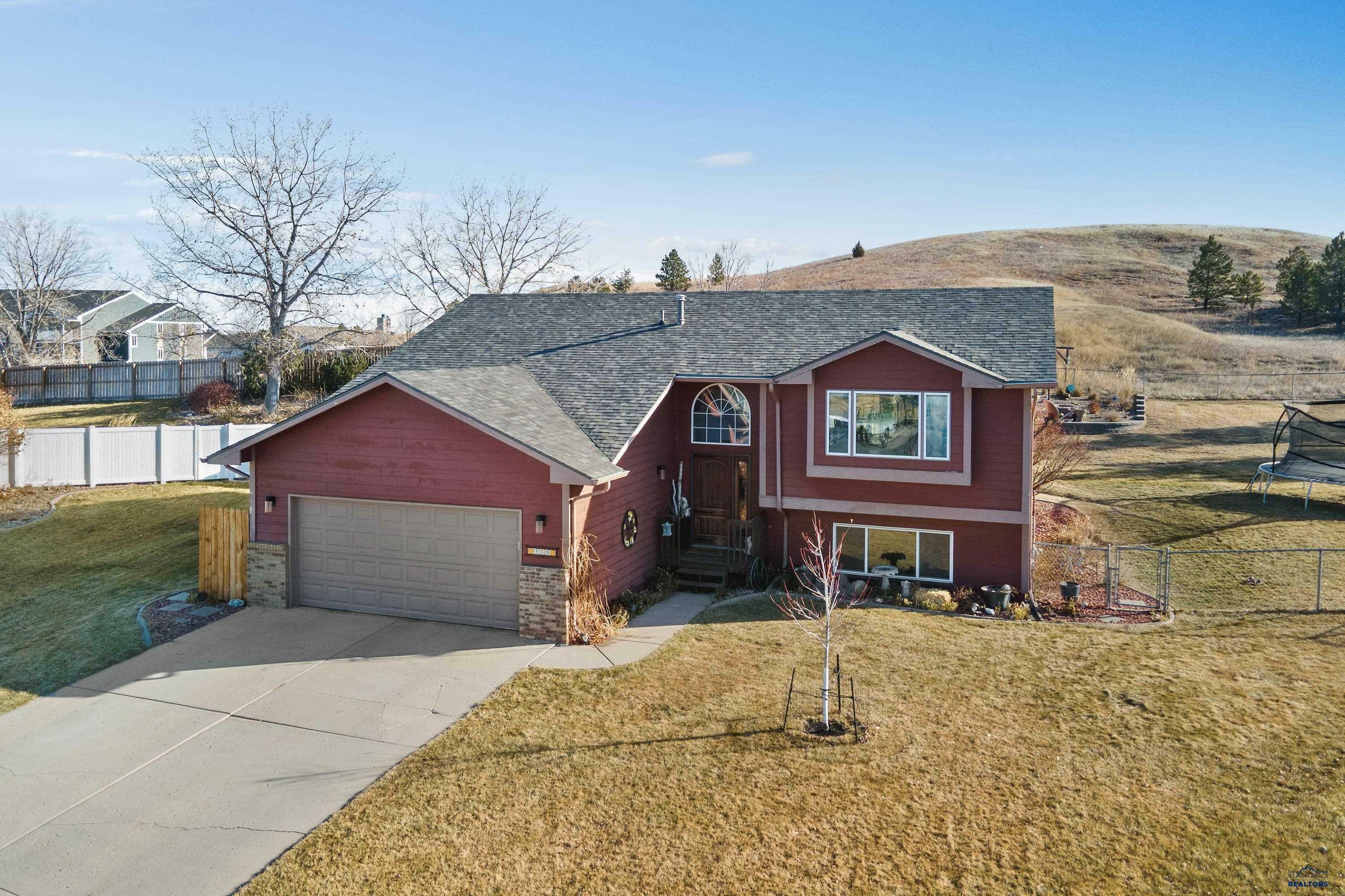 Property Photo:  709 Hillshire Ct  SD 57701 