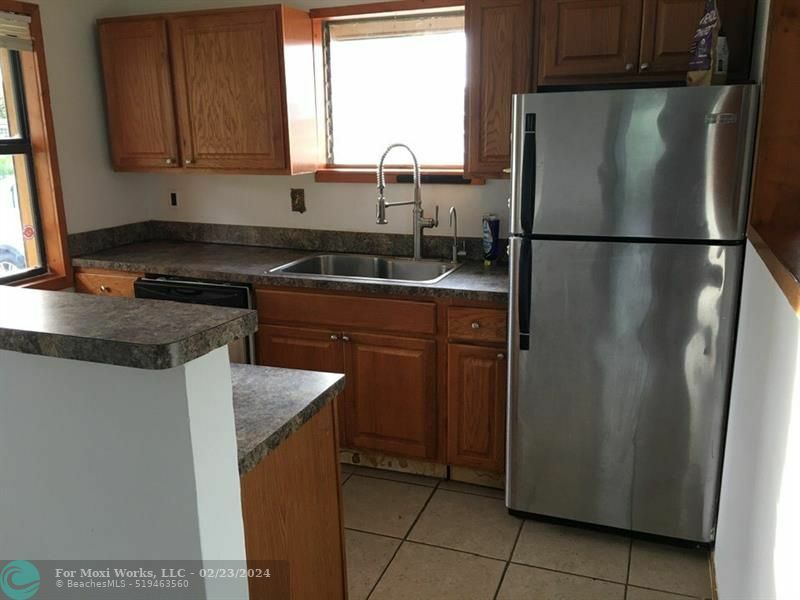 Property Photo:  5809 NW 19th Ct  FL 33063 