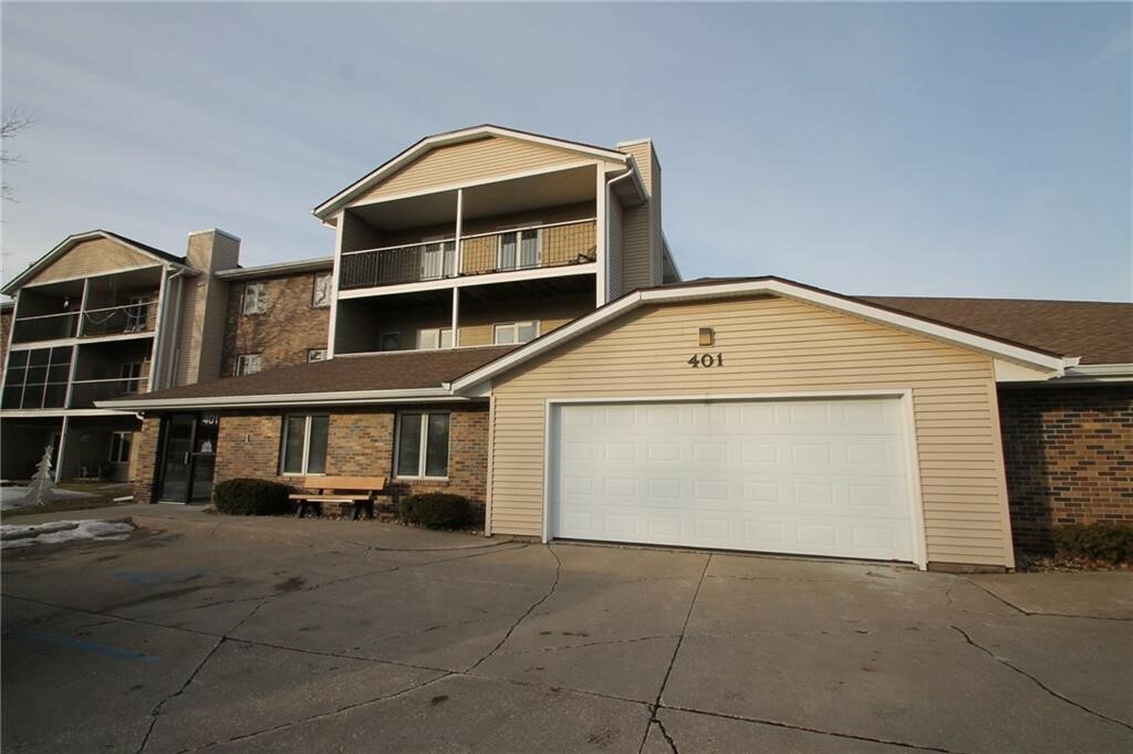 401 SE Delaware Avenue 205  Ankeny IA 50021 photo