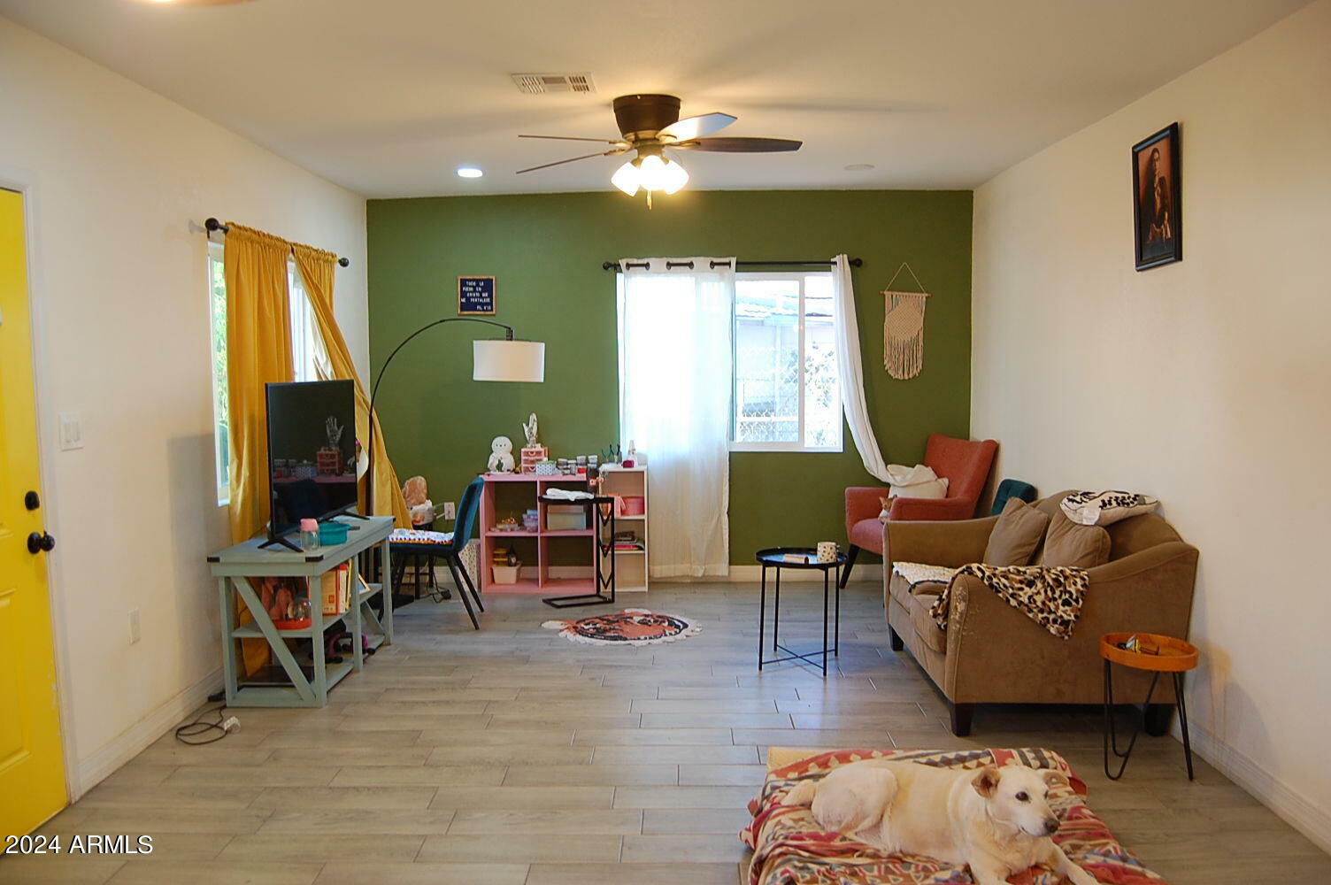 Property Photo:  418 N Sirrine --  AZ 85201 