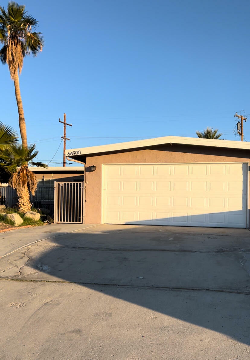 Property Photo:  66900 Estrella Avenue  CA 92240 