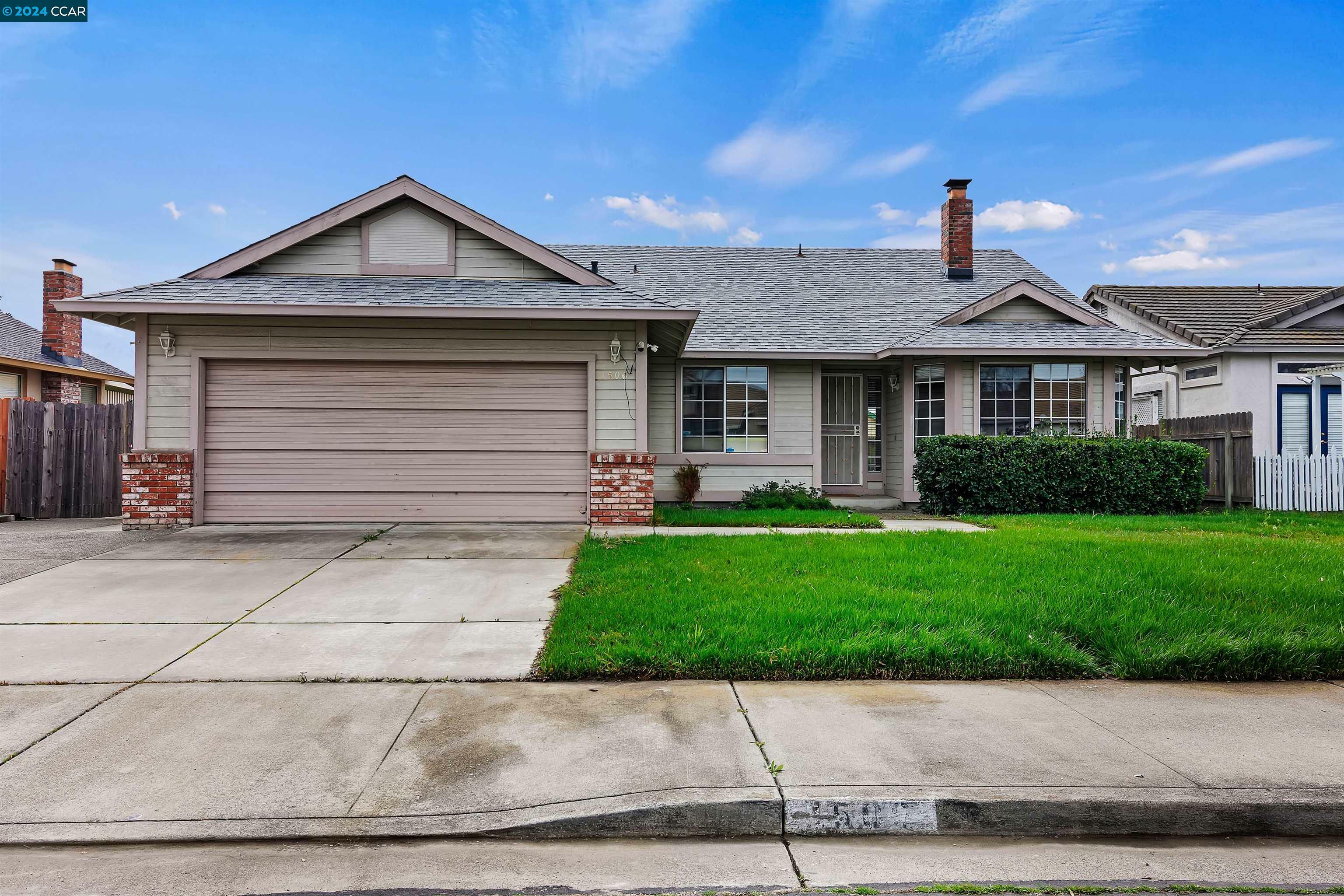 Property Photo:  1506 Bella Vista Dr  CA 94585 