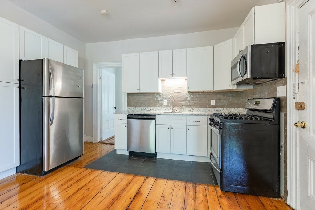 Property Photo:  29 E. Concord St. 3  MA 02118 