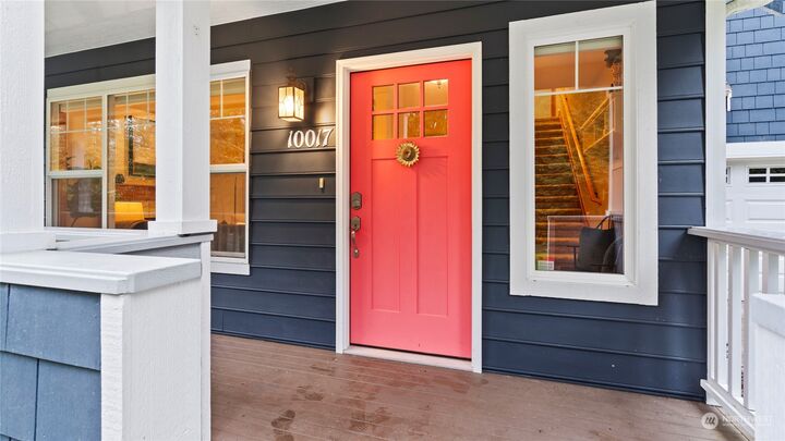 3 bed Bainbridge Island home for sale 10017 NE Summerberry Ct