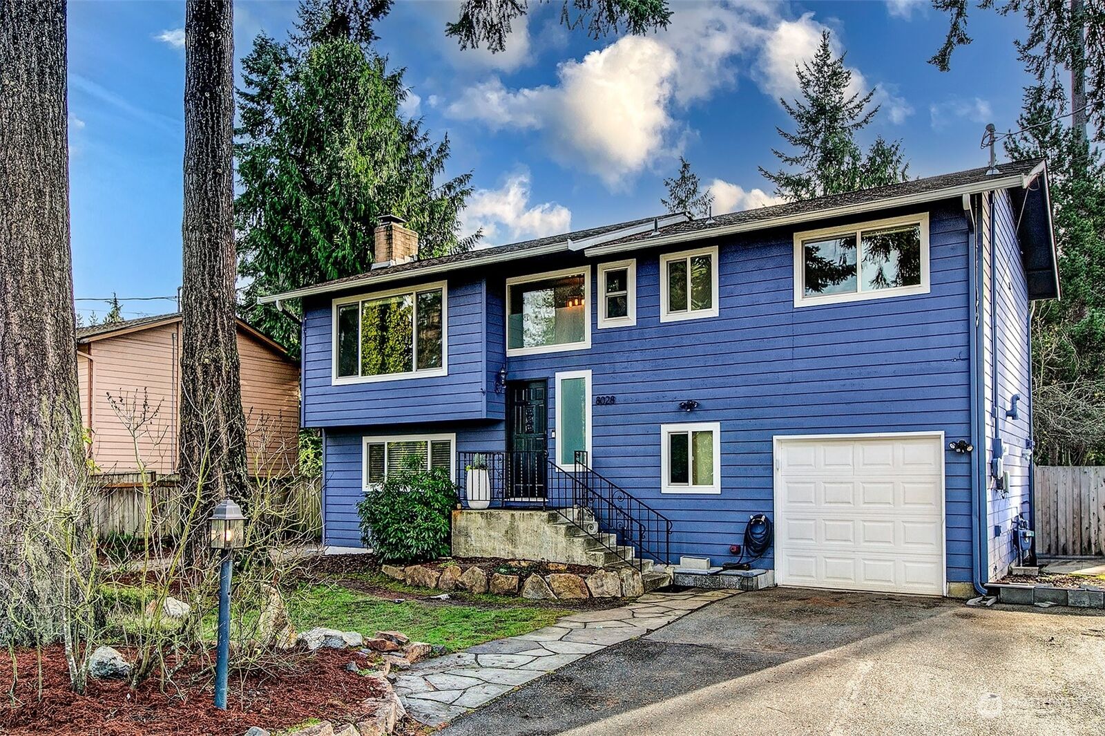 house-for-sale-in-edmonds-8028-218th-street-sw-edmonds-wa-98026