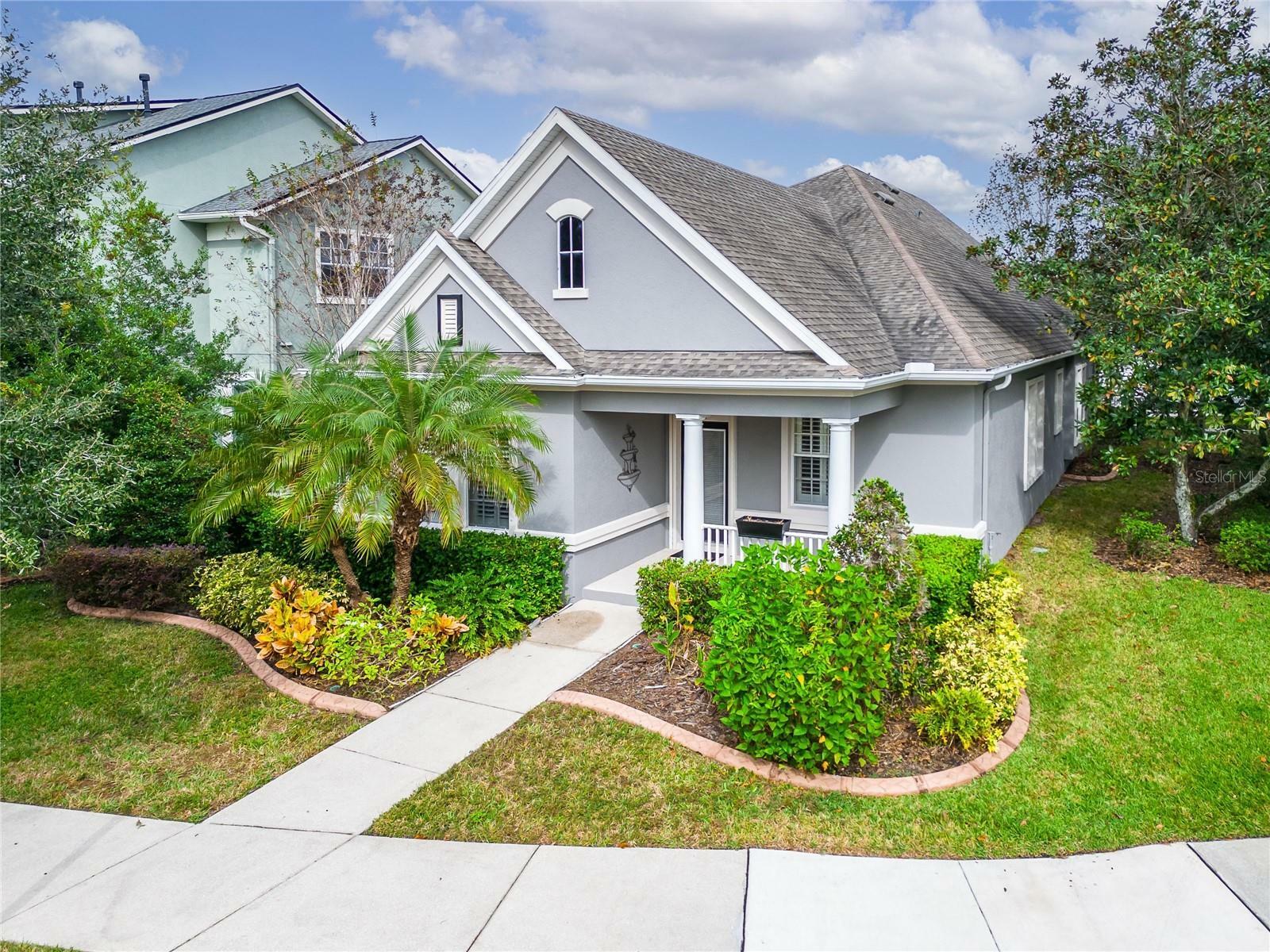 Property Photo:  6124 Parkset Drive  FL 33547 