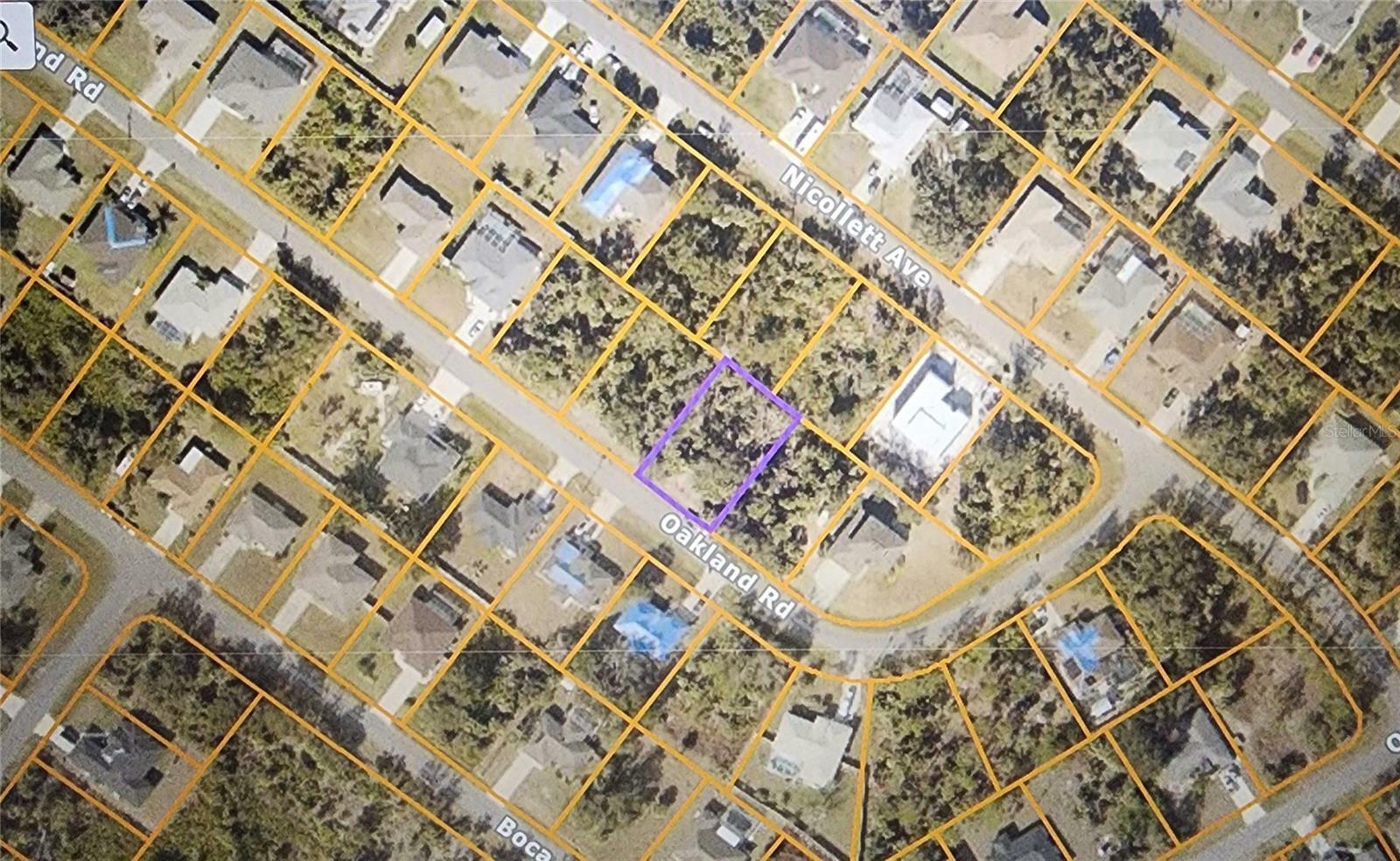 Property Photo: Oakland Lot 18 Road FL 34286