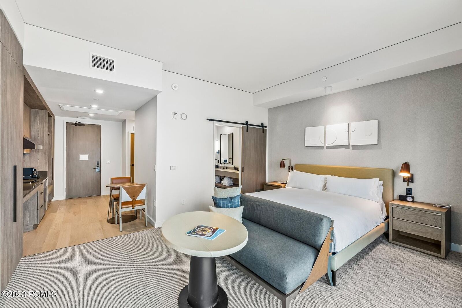 Property Photo: 2417 W High Mountain Road # 2316 UT 84098