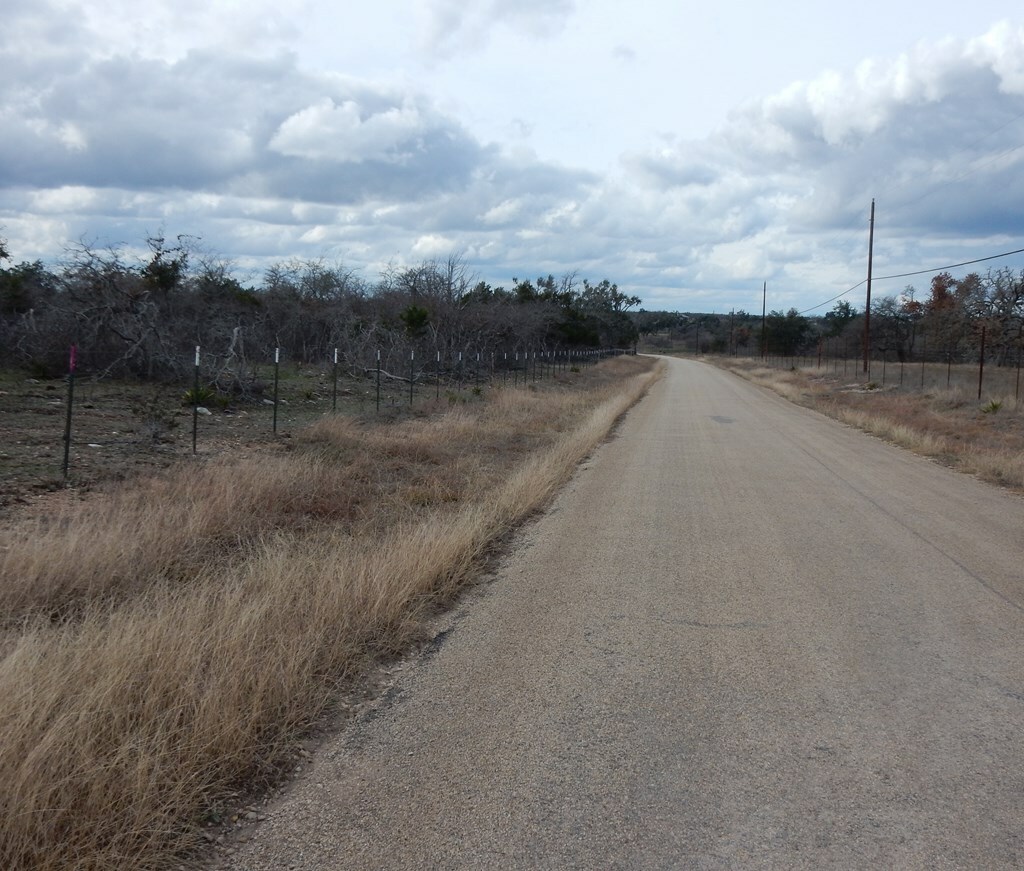 Property Photo:  5101 Old Harper Rd  TX 78624 