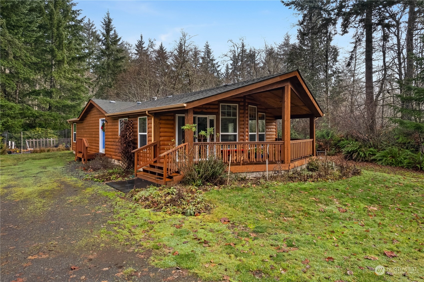 Property Photo:  580 E Jared Road  WA 98584 