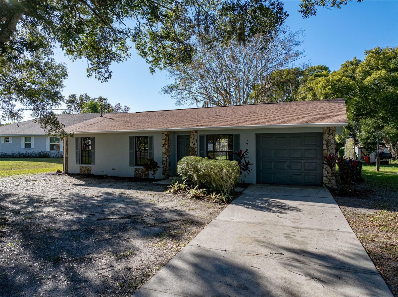 Property Photo:  7910 N Campbell Road  FL 33810 