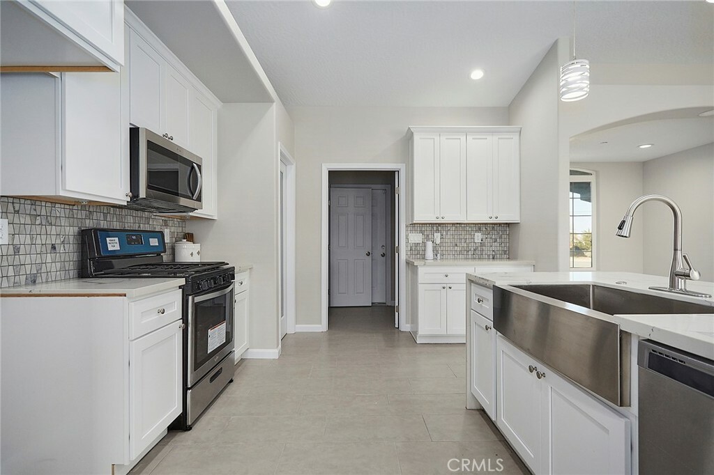 Property Photo:  18269 Willow Street  CA 92345 