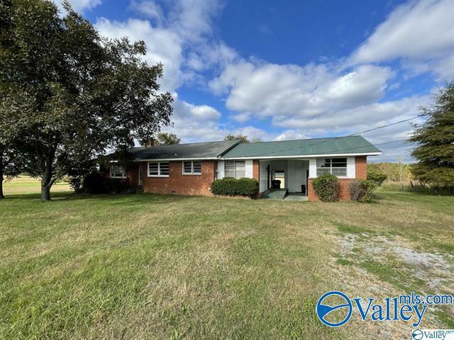 Property Photo:  496 Wilson Road  AL 35754 