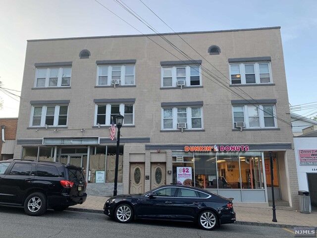 130 Hardenburgh Avenue 2W  Demarest NJ 07627 photo