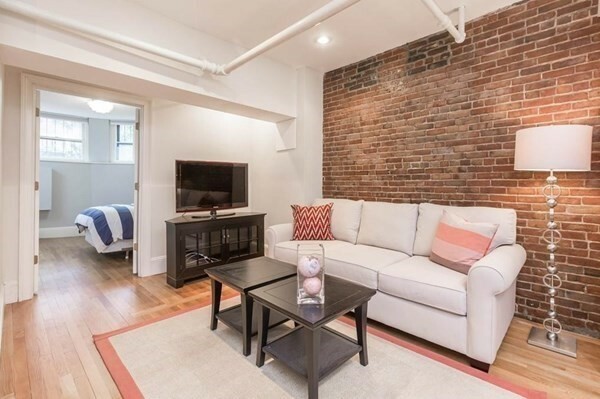 Property Photo: 394 Marlborough St 1 MA 02115