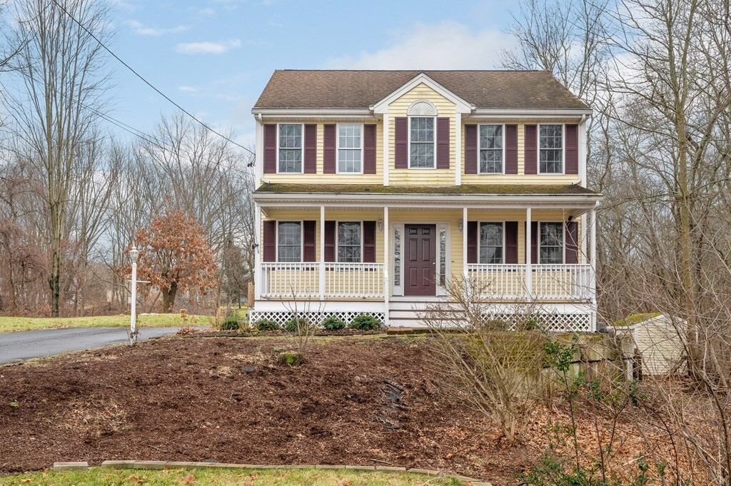 Property Photo:  40 Middle Street  MA 02703 