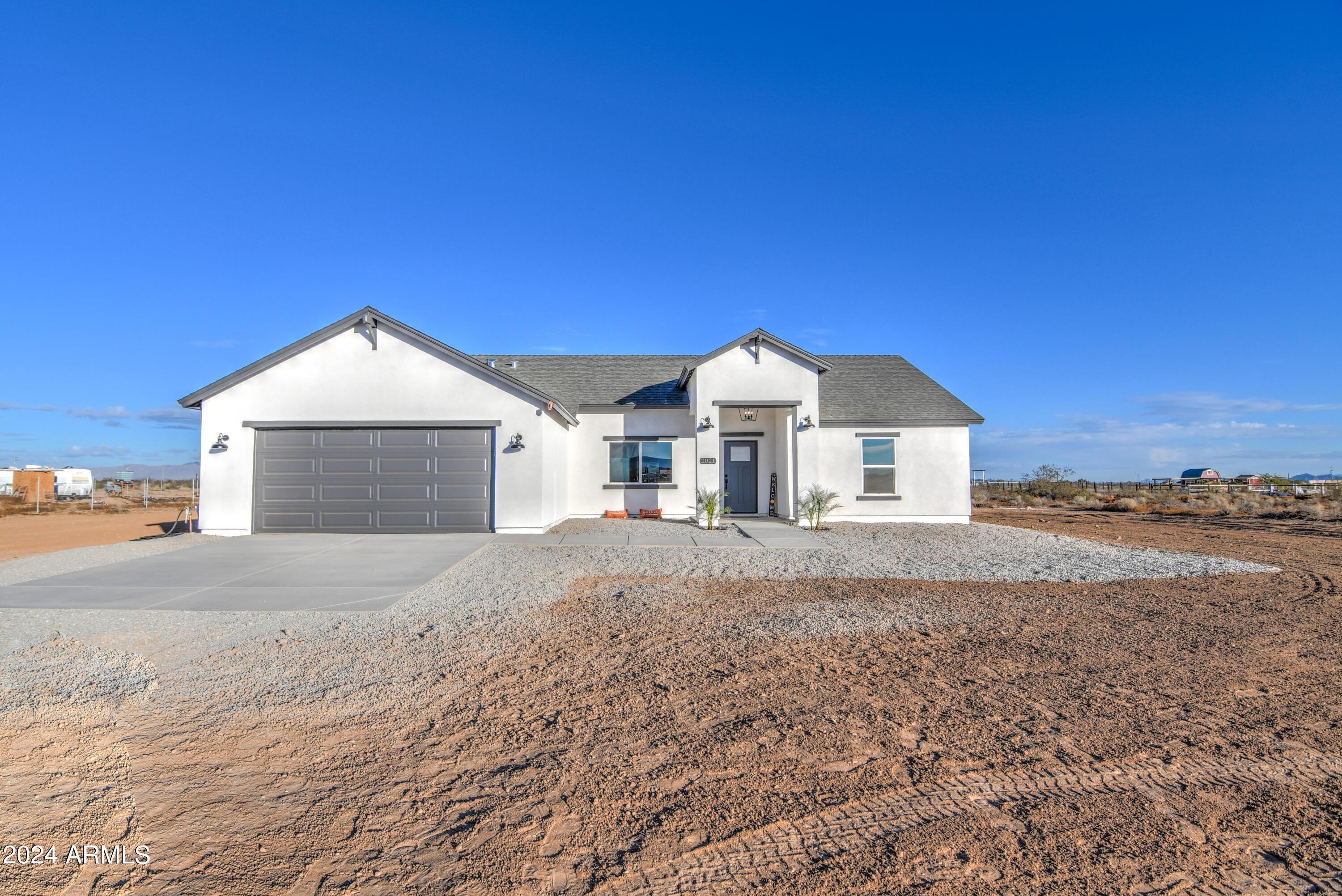 Property Photo:  2021 S 367th Avenue  AZ 85354 